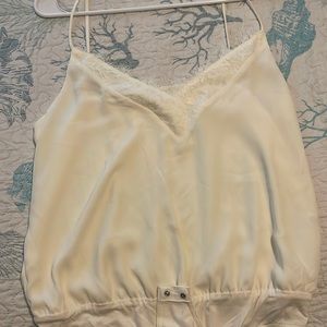 Size medium nine britton top like new-worn once